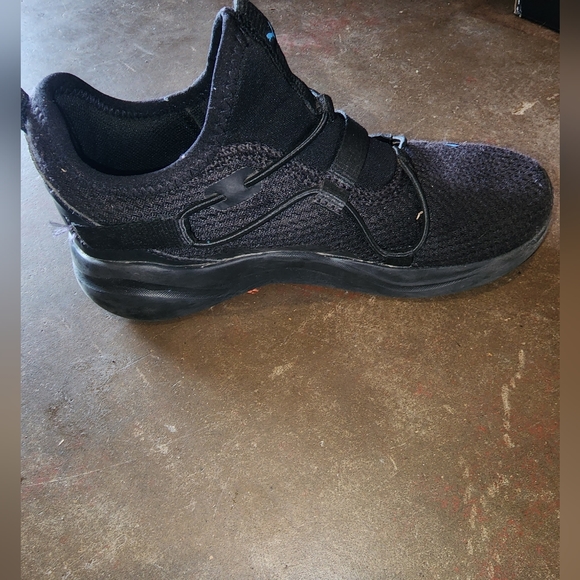 Kids Unisex Size 2C Puma Shoes - Picture 8 of 16